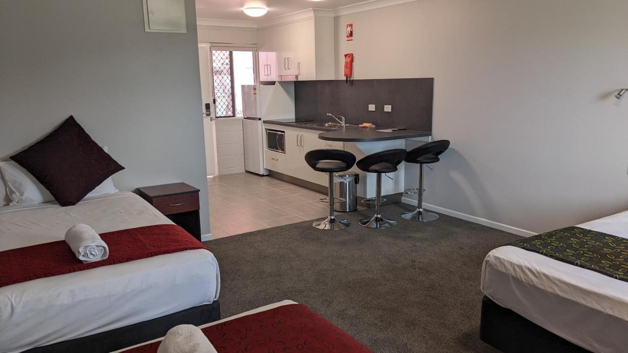 Monte Carlo Motor Inn Townsville Exteriör bild